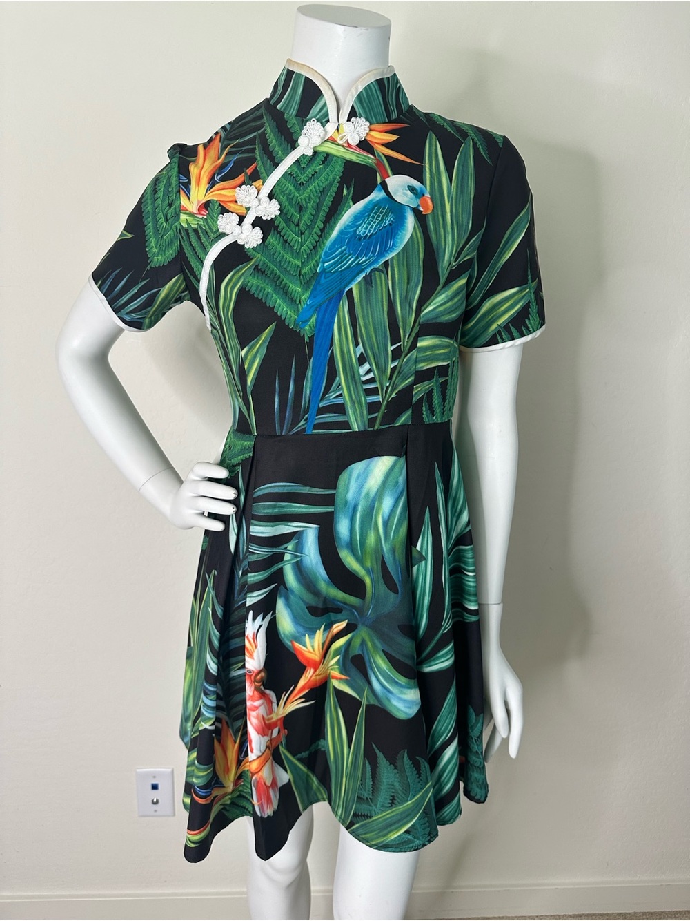DALIA MACPHEE TROPICAL PRINT FIT & FLARE DRESS SZ S